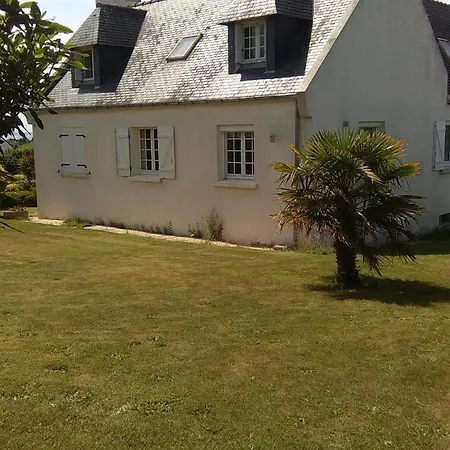 Loue Chambre Chez L Habitant Acces A La Cuisine A 10 Mn Des Plages Ploeven Exterior photo