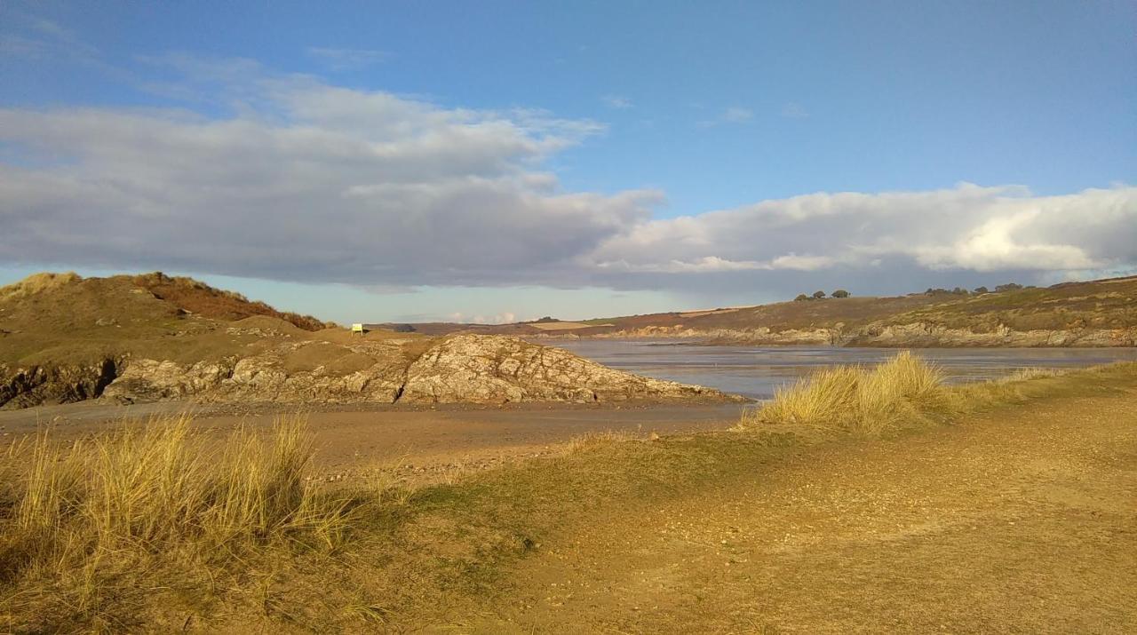 Loue Acces A La Cuisine A 10 Mn Des Plages Homestay